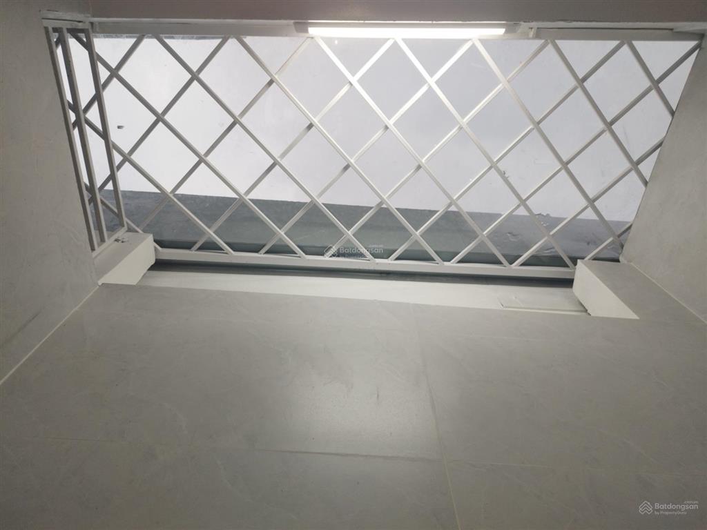 Chính chủ bán nhà 4 tầng độc lập mới, đông nam, dt 58m2, đường phủ thượng đoạn, đông hải, hải phòng