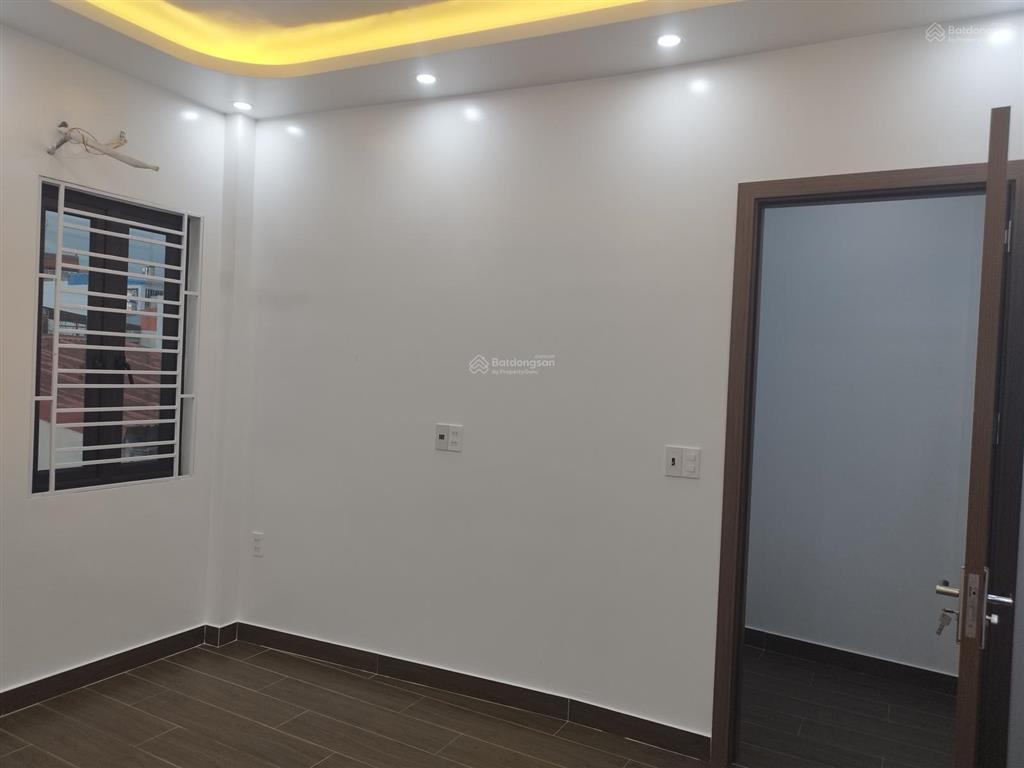 Chính chủ bán nhà 4 tầng độc lập mới, đông nam, dt 58m2, đường phủ thượng đoạn, đông hải, hải phòng