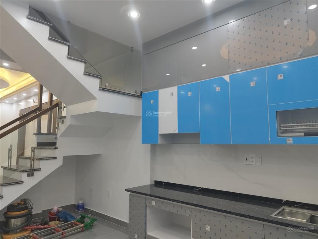 Chính chủ bán nhà 4 tầng độc lập mới, đông nam, dt 58m2, đường phủ thượng đoạn, đông hải, hải phòng