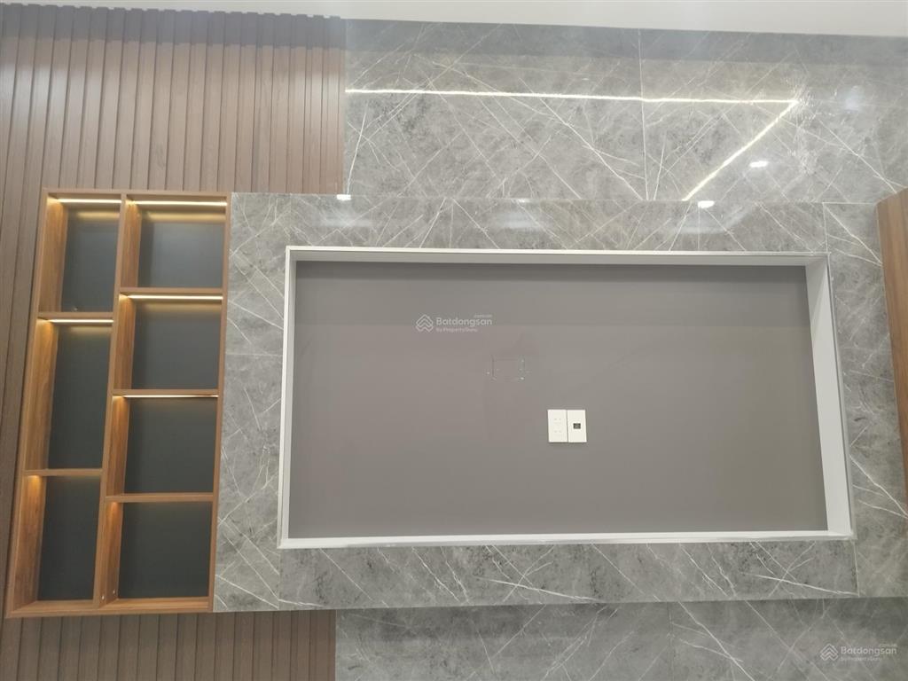 Chính chủ bán nhà 3 tầng mới tinh 100% dt 64m2 đông nam ngay gần đường đà nẵng, đông hải, hải phòng