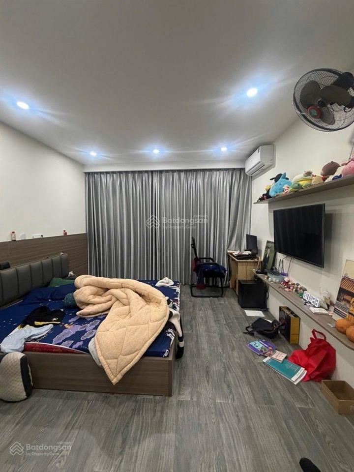 Tây hồ, nhà dân xây, ngõ sh quay đầu, rải nhựa, đầy đủ công năng. dt 30m2 6 tầng mt 3.7m .
