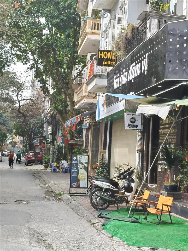 Nguyễn khánh toàn đào tấn dt 95m2 4 tầng mt 7.5m đường oto tránh, vỉa hè rộng đỗ oto thoải mái.