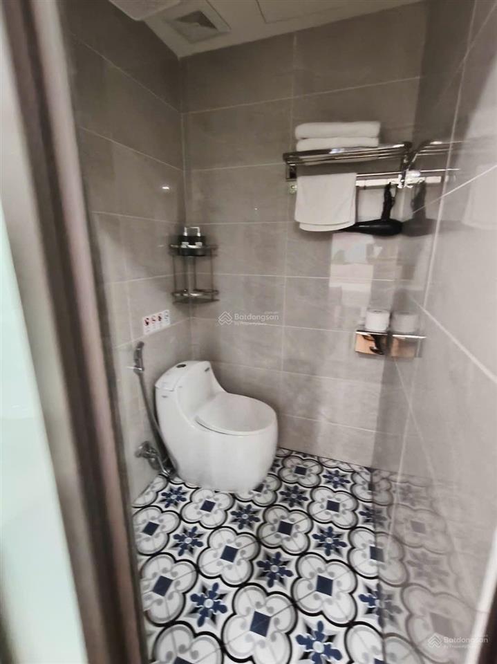 Toà nhà 65m2 7 tầng mt 5m, 12 phòng khép kín full nội thất. tháng máy, pccc. dòng tiền 60tr