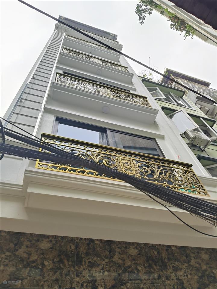 Toà chmn ở xuân đỉnh  ngoại giao đoàn, dt 65m2 7 tầng mt 5m, dòng tiền 60tr/tháng. 40m ra oto