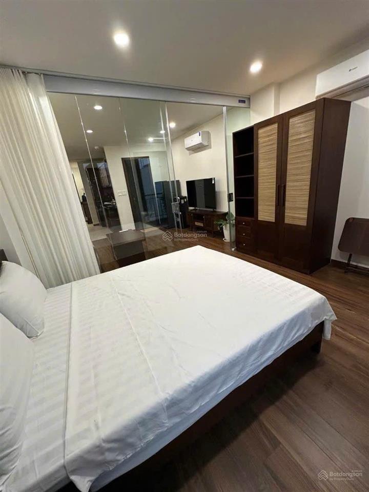 Gần ngoại giao đoàn dt 85m2 mt 5.5m xây 7 tầng. tổng 21 phòng khép kín, chủ đã cho thầu 80tr/tháng