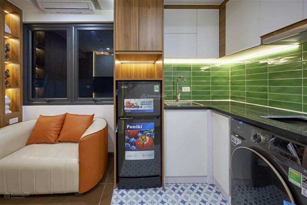 Bán tòa nhà 116m² x 9 tầng ô tô tránh hồ tùng mậu  thu sẵn 2.4 tỷ/năm
