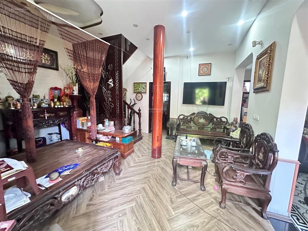 Bán gấp hạ chào hẳn gần 3 tỷ, xuân la  lạc long quân  võ chí công dt 116m² mt 12m oto tránh sát