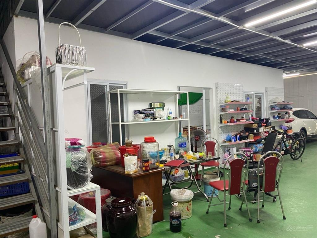 Đỗ đức dục  dt 242m2  mt 15m  ô tô đỗ cửa ngày đêm  giá đầu tư