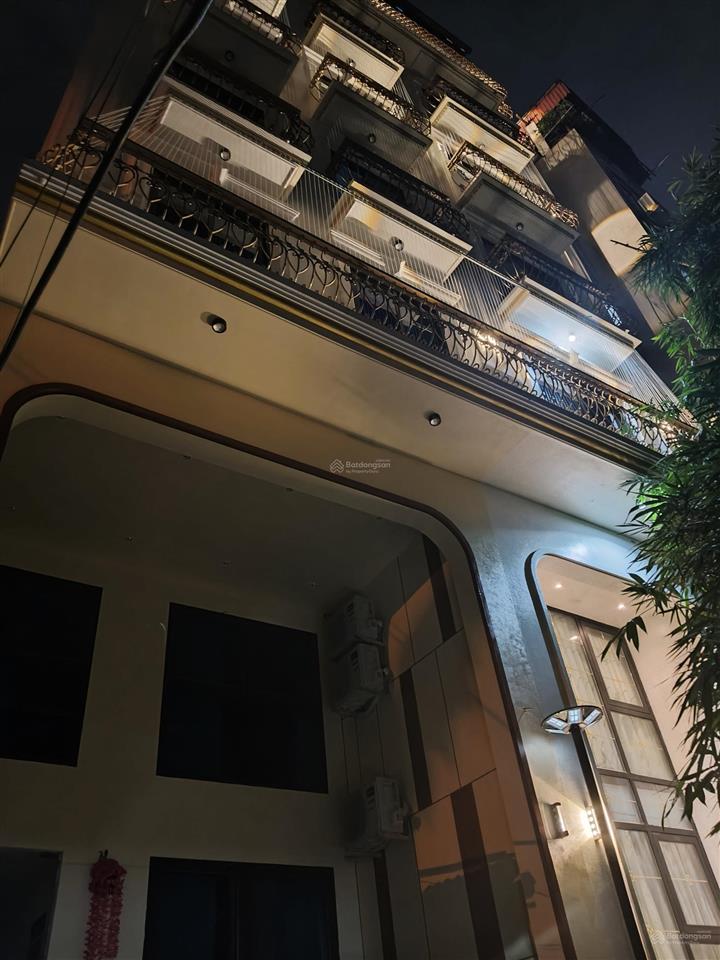 Tòa ccmn tại nguyễn khang  cầu giấy dt 155m² 8 tầng "7 nổi 1 hầm" mt 6.4m dòng tiền 220tr