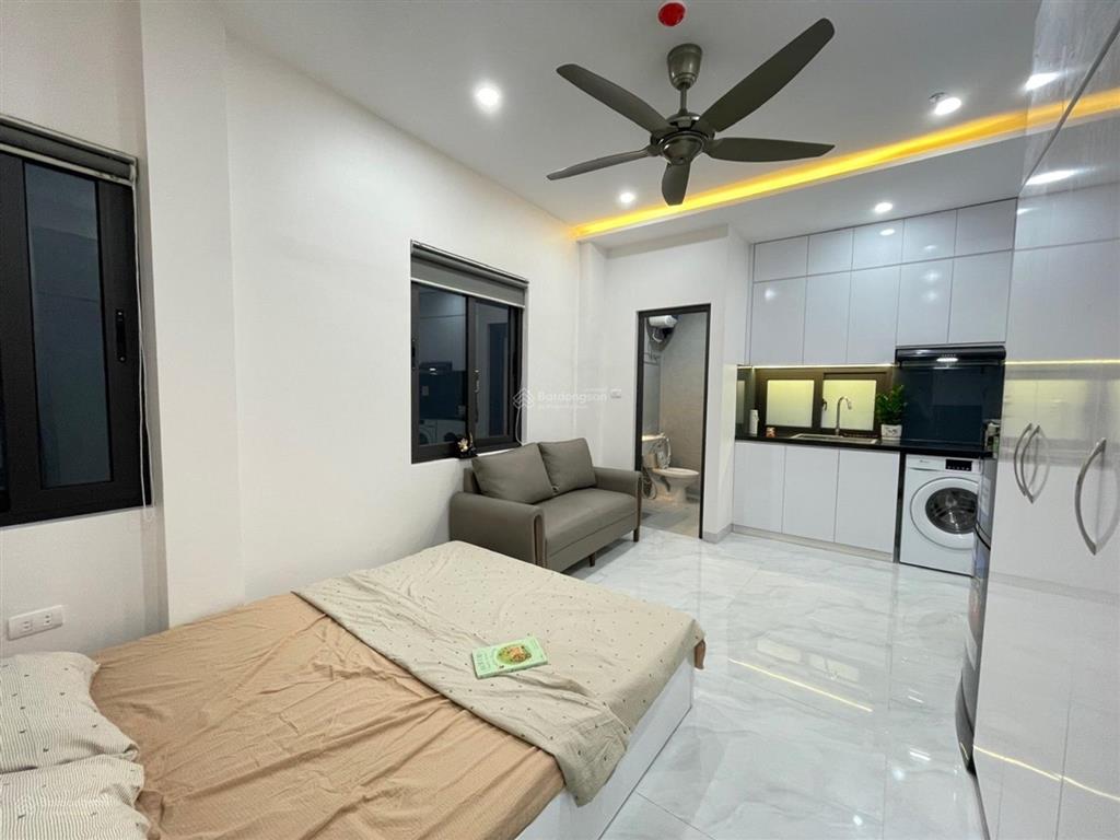 Tòa căn hộ  lô góc, ô tô tránh  kinh doanh 128m² x 8 tầng  thang máy. dòng tiền 200 triệu/tháng