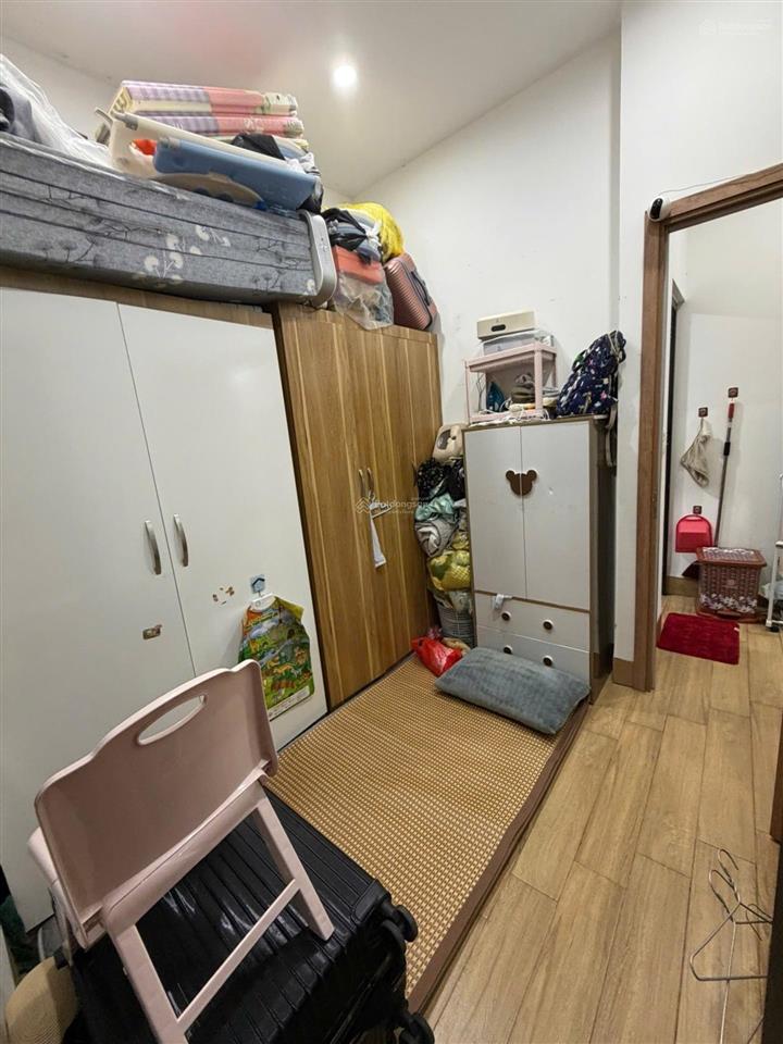 Bán nhà phố xuân la. dt 50m2 2 phòng ngủ, 1 khách, 1 bếp, ban công sáng thoáng