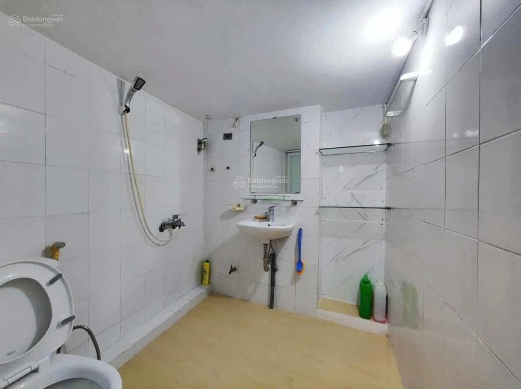 Bán nhà 50m², 3 tầng, lạc long quân  đối diện lotte mai nha, cách phố 40m