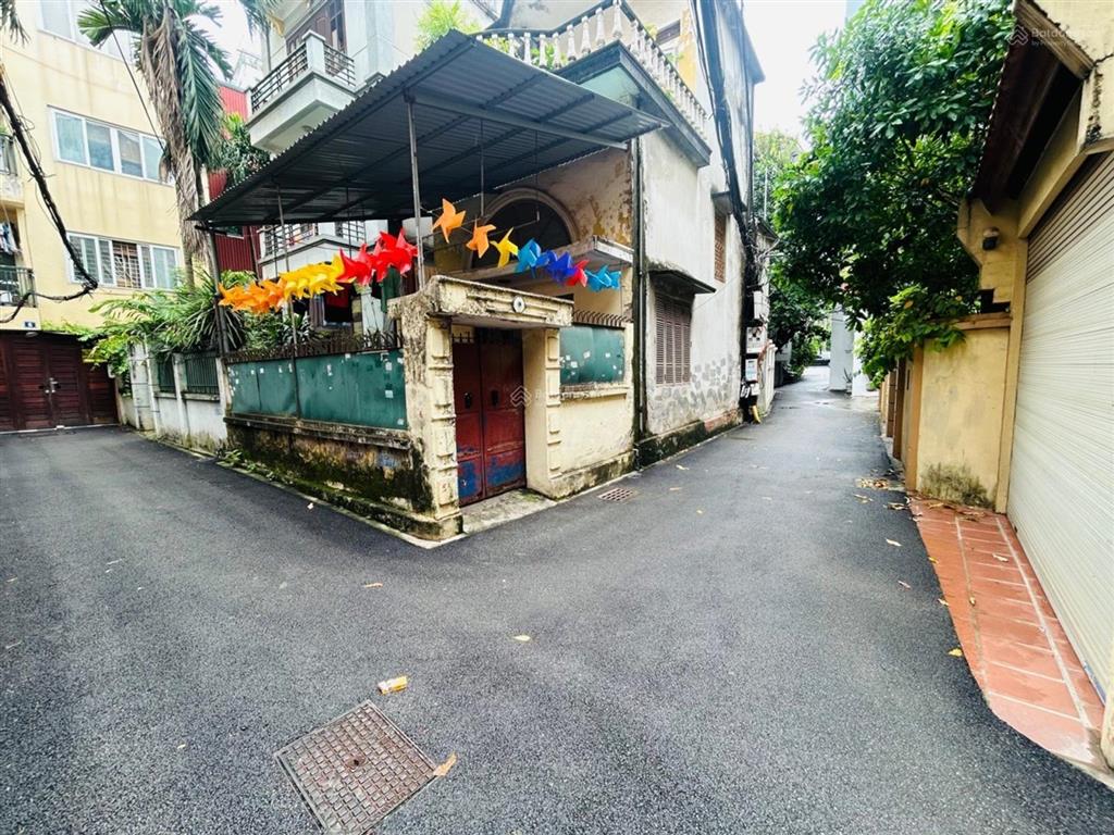Bán nhà 50m², 3 tầng, lạc long quân  đối diện lotte mai nha, cách phố 40m