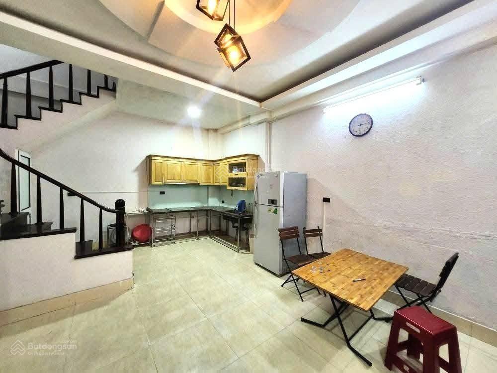 Bán nhà 50m | 3 tầng | lạc long quân  đối diện lotte mai nha | cách phố 40m ô tô đỗ cửa