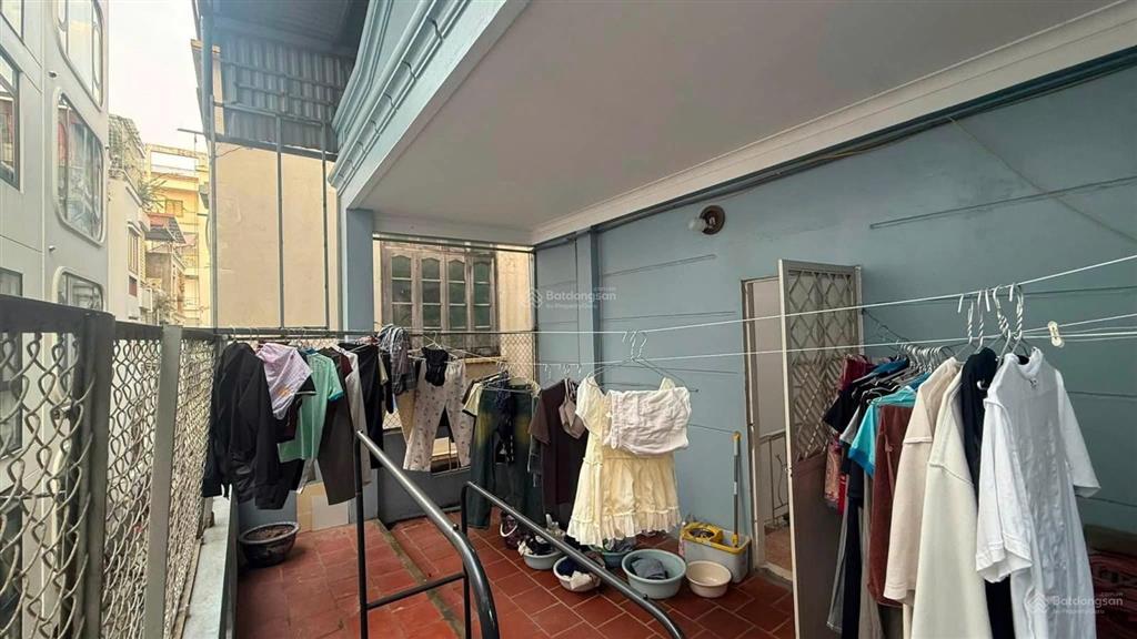 Bán nhà 50m | 3 tầng | lạc long quân  đối diện lotte mai nha | cách phố 40m ô tô đỗ cửa