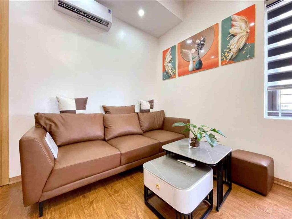 Bán căn hộ cc n06 trần quý kiên 56/70m2 lô góc. căn hộ cao cấp đẹp hết nước chấm  2pn 2wc mới