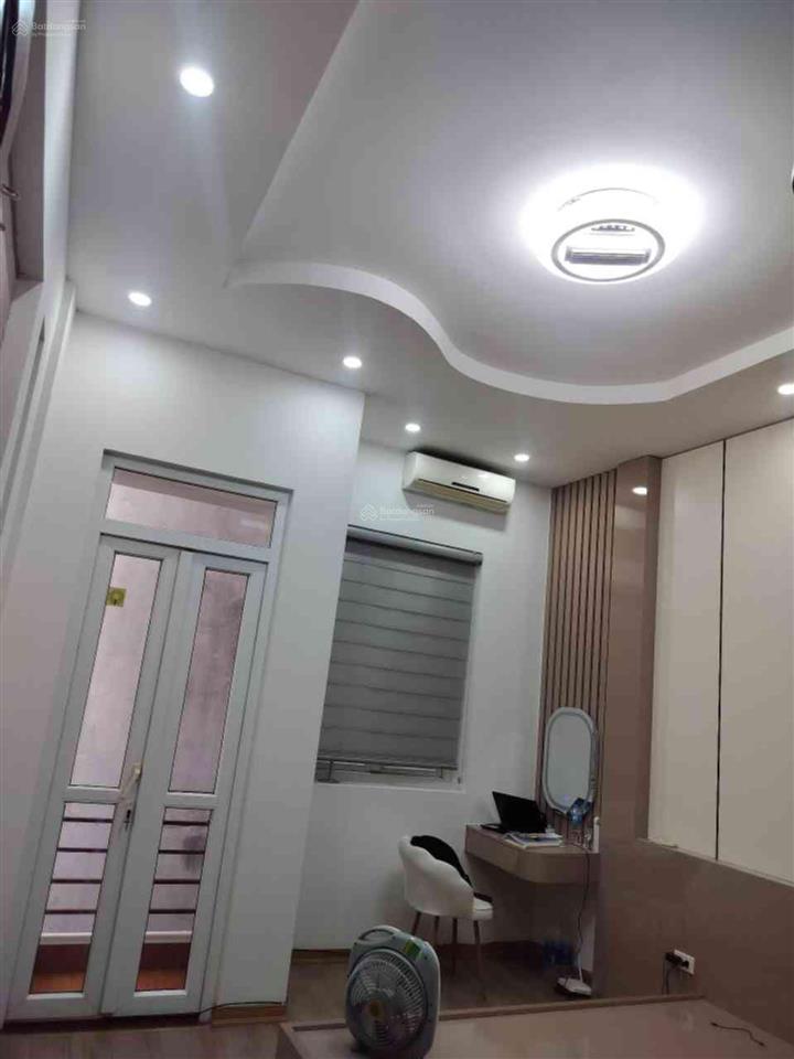 Nguyễn khánh toàn phố vip, ngõ vip, cách 10m ra ô tô tránh. 50m2 5 tầng, mt 4m.