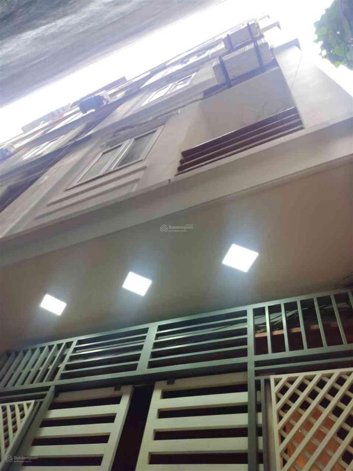 Nguyễn khánh toàn phố vip, ngõ vip, cách 10m ra ô tô tránh. 50m2 5 tầng, mt 4m.