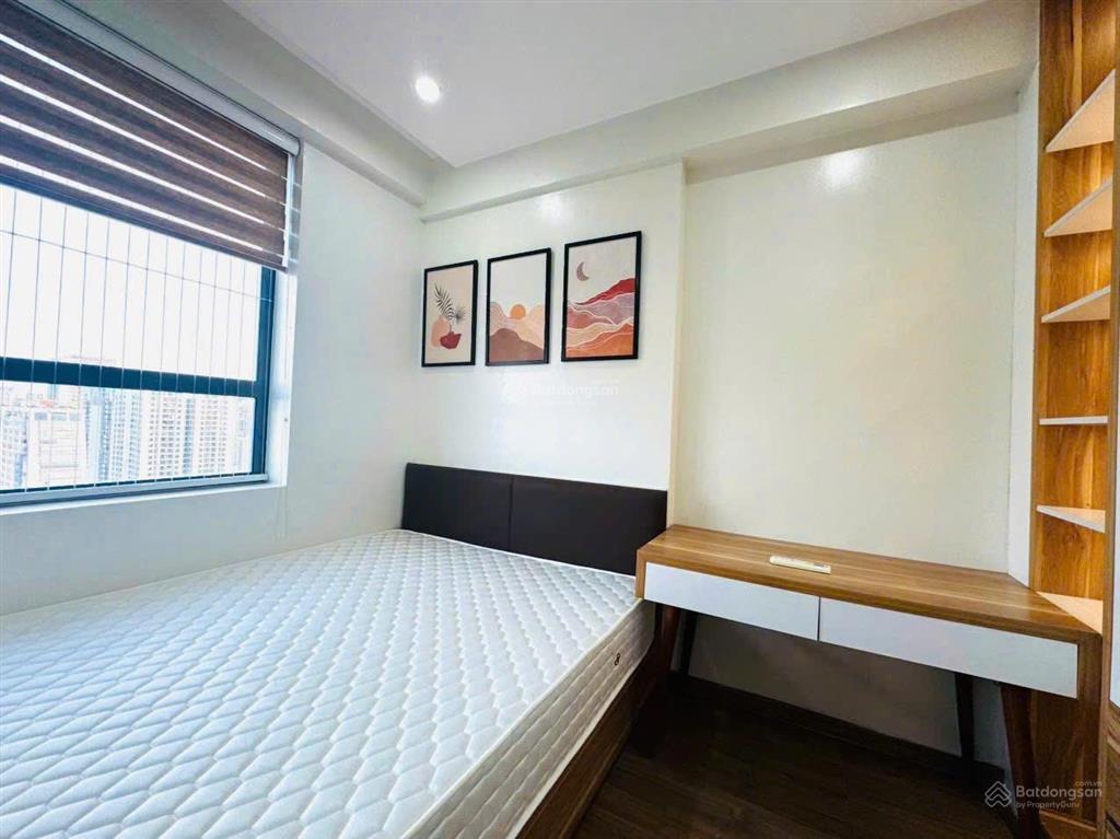 Bán căn hộ chung cư c14 bắc hà, trung văn, nam từ liêm. dt 70m2 2pn giá 5.65 tỷ.  0983 237 ***