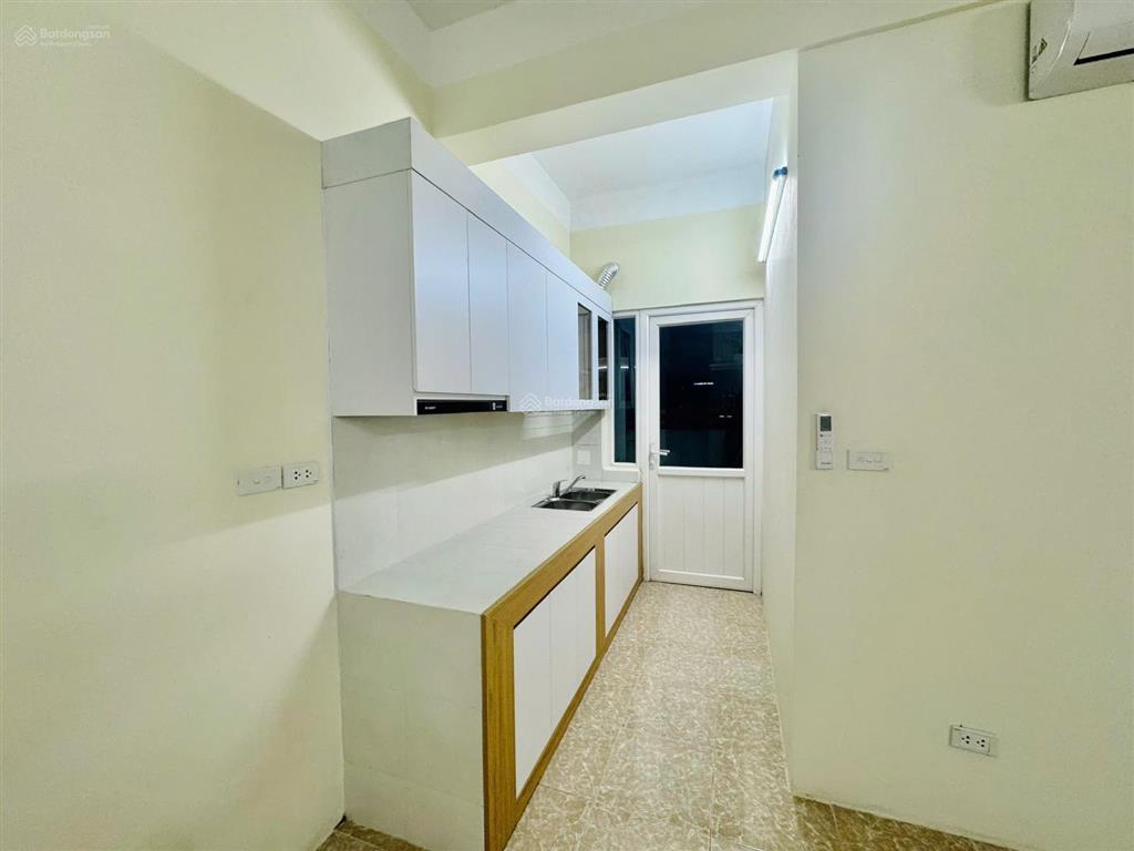 Bán căn hộ chung cư vật tư du lịch south tower, hoàng mai. 75m2 2n full đồ. 4,5 tỷ.  0983 237 ***