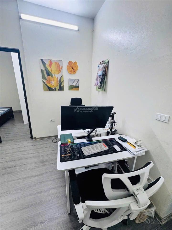 Bán căn hộ chung cư b6a kđt nam trung yên, cầu giấy. 55m2 2pn 2vs giá 4,85 tỷ.  0983 237 ***