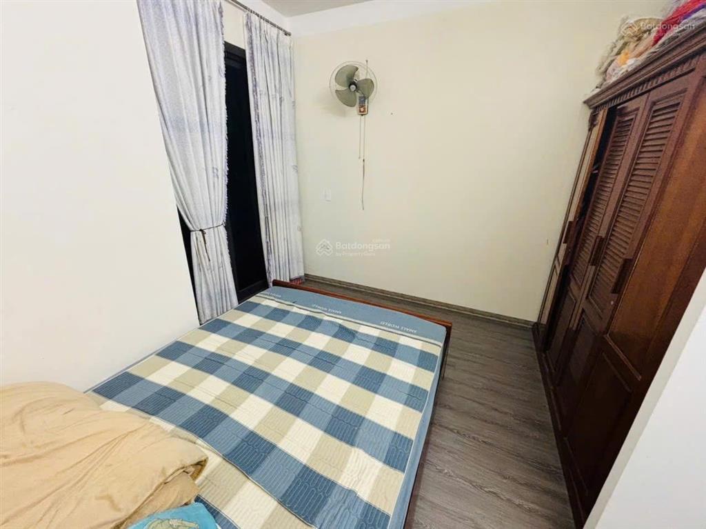 Bán căn hộ chung cư b6a kđt nam trung yên, cầu giấy. 55m2 2pn 2vs giá 4,85 tỷ.  0983 237 ***