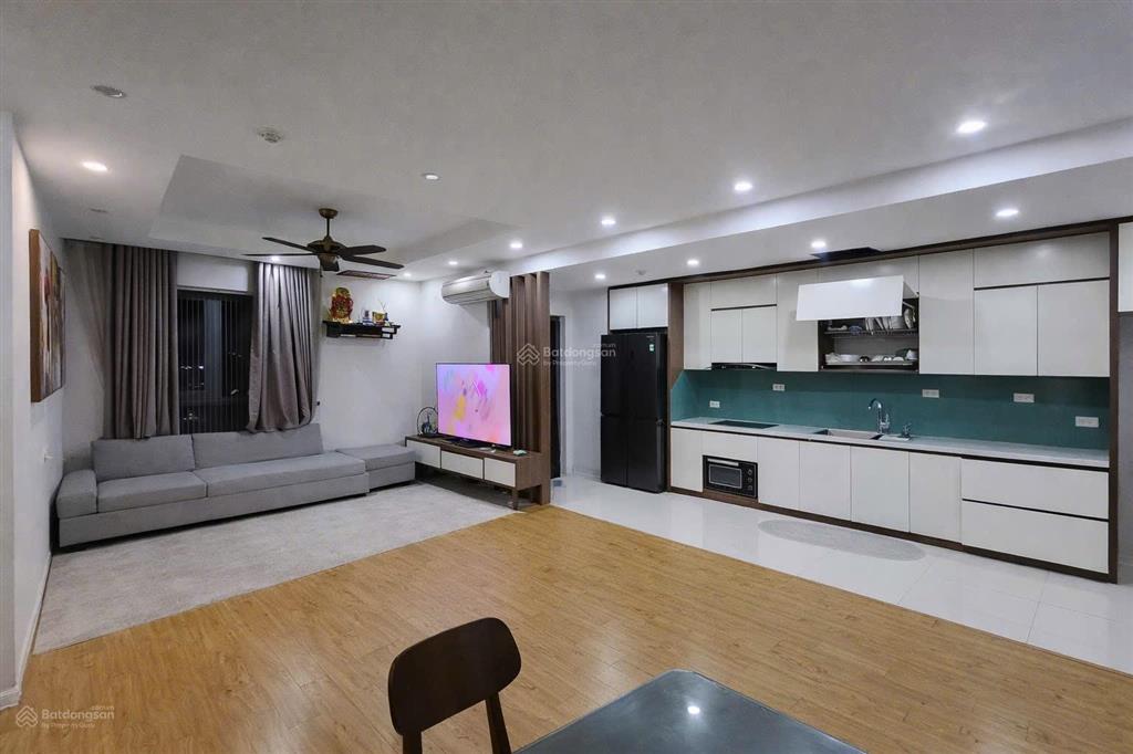 Bán căn hộ chung cư toà cenland 137 nguyễn ngọc vũ, cầu giấy. dt 80m2 3pn giá 6,8 tỷ. 0983 237 ***