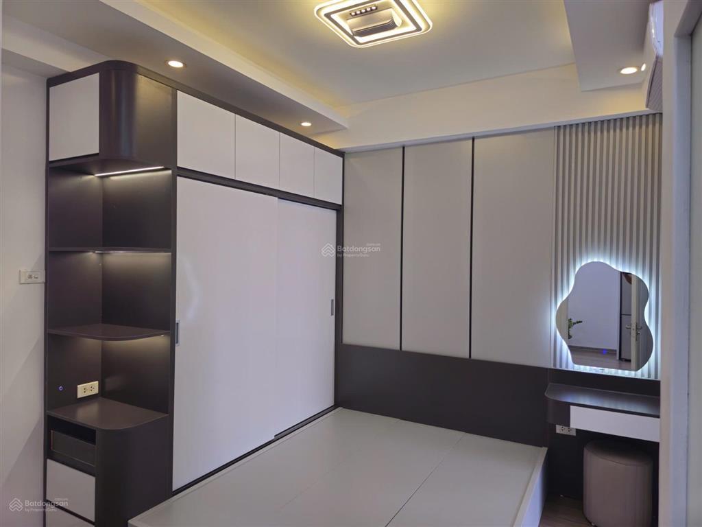 Bán căn hộ chung cư ct1a vov mễ trì plaza, nam từ liêm ( đại mỗ mới), 65m2 2pn 6.05 tỷ. 0983 237 ***