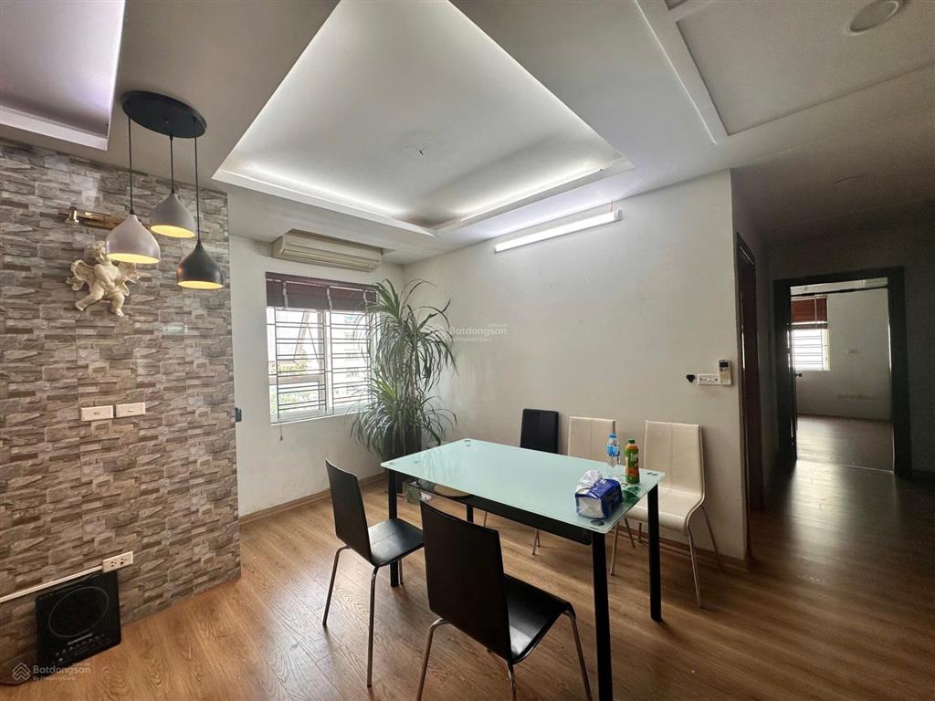 Bán nhà riêng ngõ 41 thái hà, đống đa. dt 42m2 x 5 tầng, mặt tiền 3.8m, giá 12.2 tỷ. 0983 237 ***