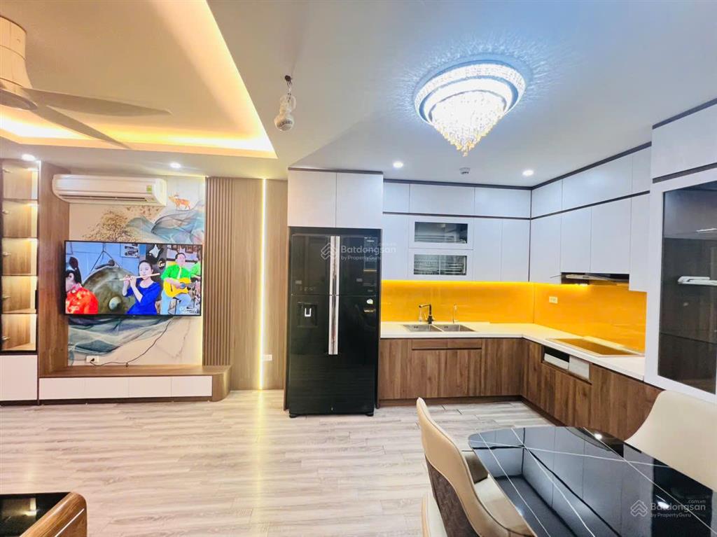 Bán căn hộ chung cư c14 bắc hà, tố hữu, đại mỗ. dt 70m2 2pn 2vs full đồ, 4.7 tỷ.  0983 237 ***