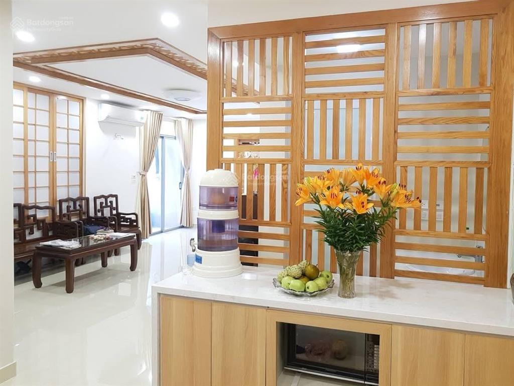 Bán căn hộ chung cư vinhomes nguyễn chí thanh, đống đa, 11.8 tỷ, 86m2 2pn, full đồ. 0983 237 ***