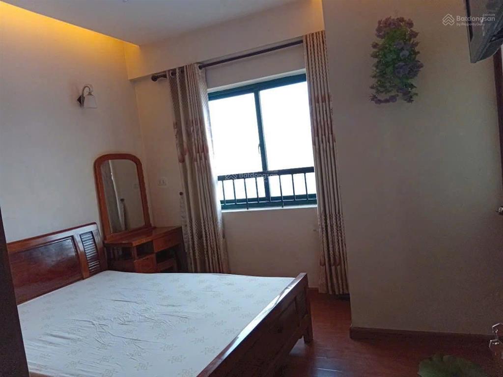 Bán căn hộ ct2a hoàng cầu, đống đa. dt 57m² 2pn full đồ giá 5.7 tỷ.  0983 237 ***
