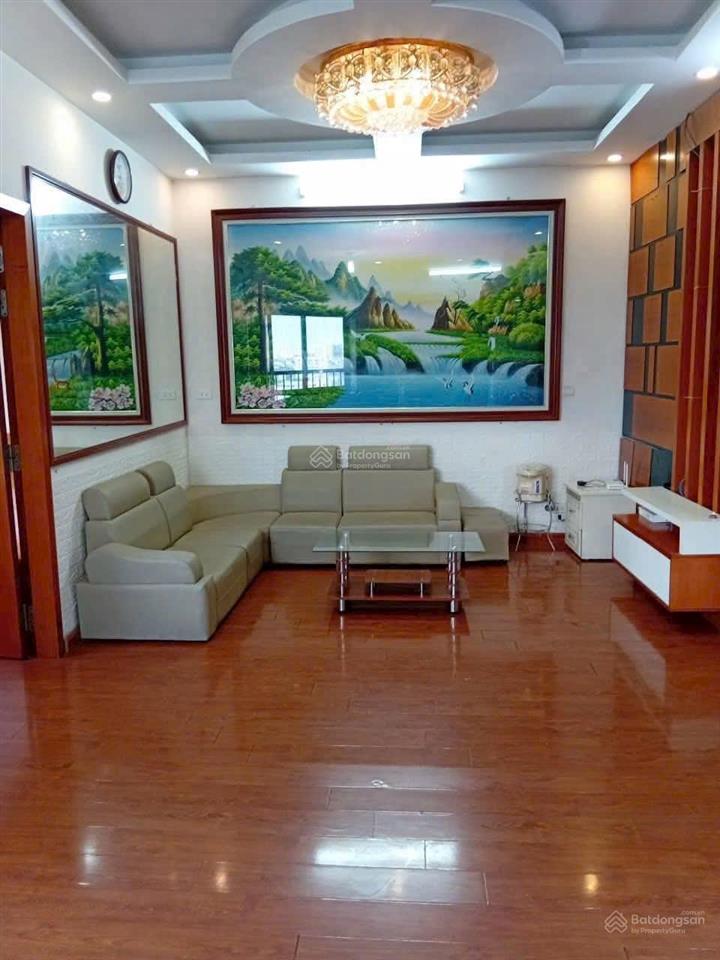 Bán căn hộ ct2a hoàng cầu, đống đa. dt 57m² 2pn full đồ giá 5.7 tỷ.  0983 237 ***