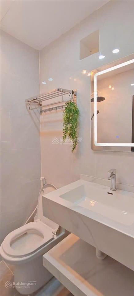 Bán căn hộ chung cư f4 vũ phạm hàm, yên hòa. dt 62m² 2pn full đồ giá 5.2 tỷ.  0983 237 ***