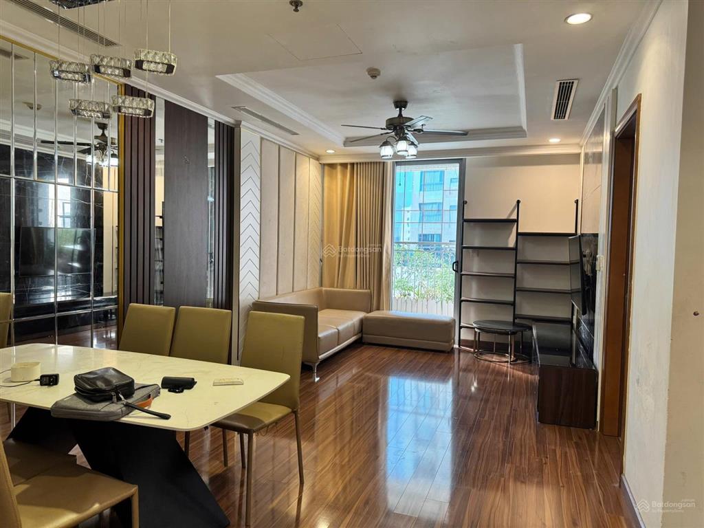 Bán căn hộ chung cư vinhomes d'capitale trần duy hưng, yên hoà. 85m2 3pn giá 10.3 tỷ. 0983 237 ***