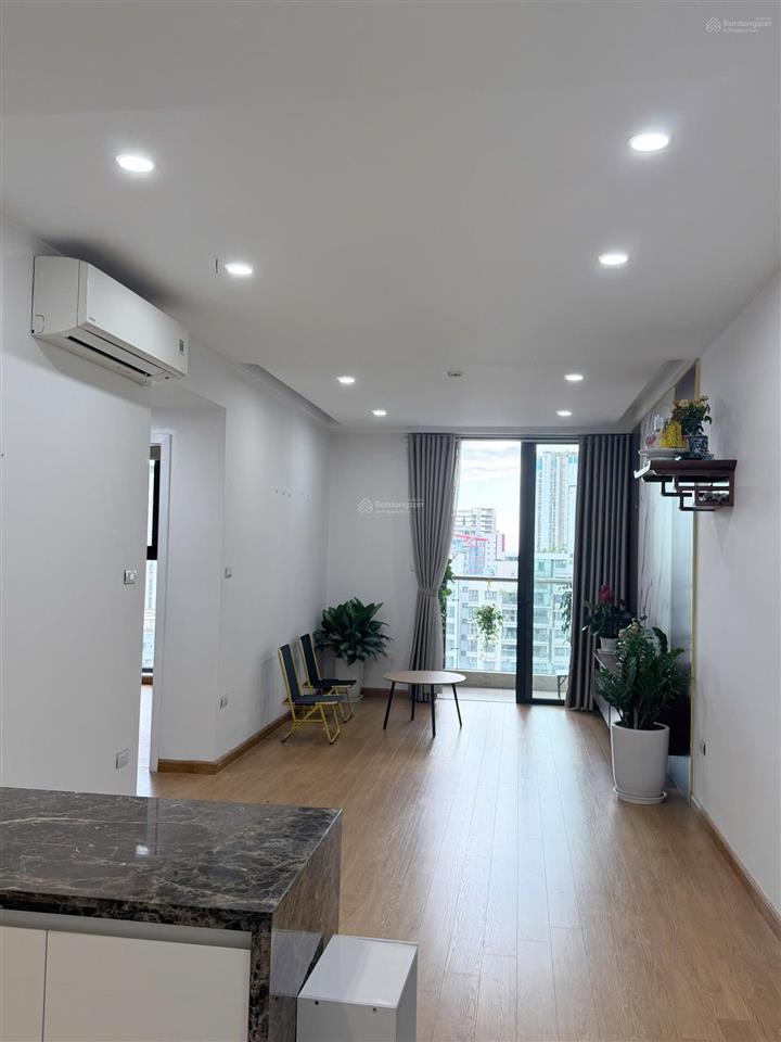 Cho thuê căn hộ chung cư n3b lê văn lương, yên hoà. dt 60m2 1pn đồ cơ bản, 7.5tr/tháng. 0983 237 ***