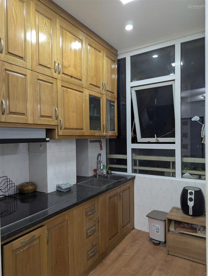 Cho thuê căn hộ chung cư n3b lê văn lương, yên hoà. dt 60m2 1pn đồ cơ bản, 7.5tr/tháng. 0983 237 ***
