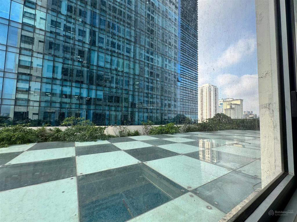 Cho thuê căn hộ chung cư vinhomes nguyễn chí thanh, đống đa. 86m2 2pn 2vs, 24.5tr/tháng. 0983 237 ***