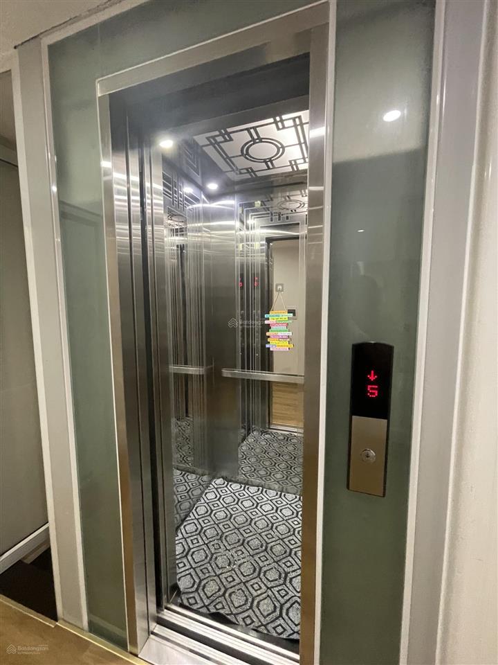 Bán liền kề khu đô thị mỗ lao, hà đông. dt 60m2 x 5 tầng, mt 5m thang máy, 18.5 tỷ.  0983 237 ***