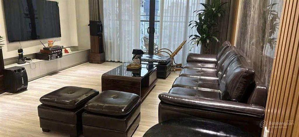 Bán liền kề khu đô thị mỗ lao, hà đông. dt 60m2 x 5 tầng, mt 5m thang máy, 18.5 tỷ.  0983 237 ***