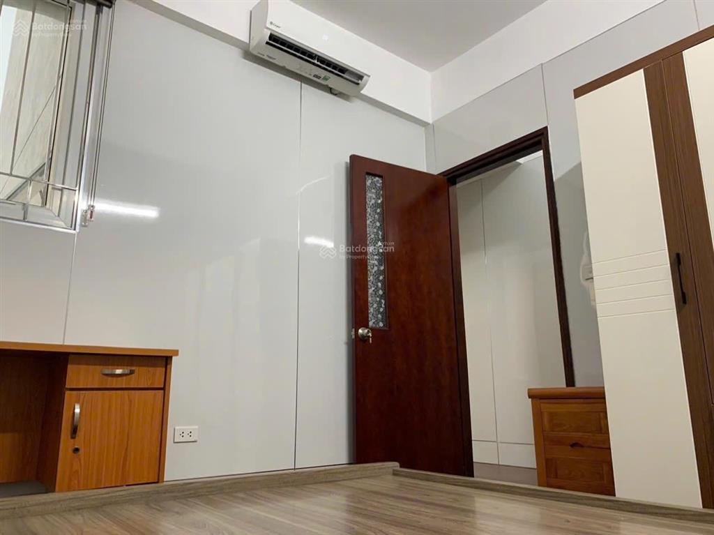 Bán căn hộ chung cư ct2a hoàng cầu, ô chợ dừa, hà nội. dt 58,5m2 2pn full đẹp, 5,8 tỷ. 0983 237 ***