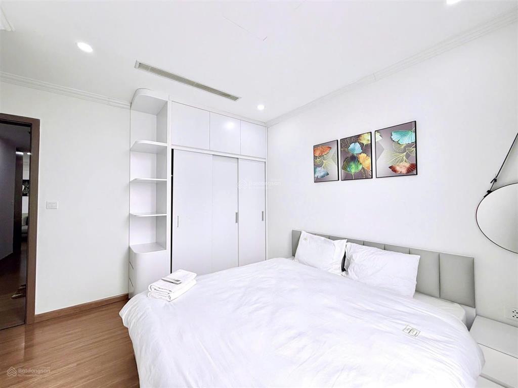 Bán căn hộ chung cư udic complex n04 hoàng đạo thúy, 155m2 4pn 3vs giá 15,4 tỷ.  0983 237 ***