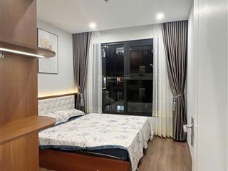 Bán căn hộ chung cư tòa 18t lê văn lương, yên hòa. dt 116m2 3pn 2vs, giá 8.7 tỷ.  0983 237 ***