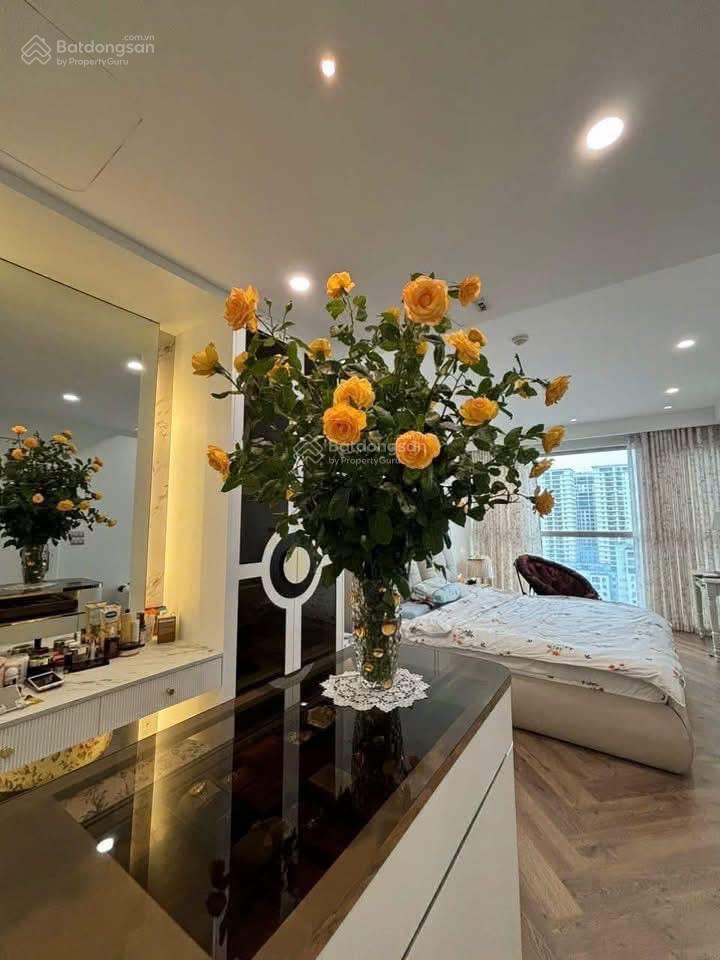 Cho thuê căn hộ chung cư toà m3  vinhomes metropolis  liễu giai, 75m2 2pn, 23tr/tháng. 0983 237 ***