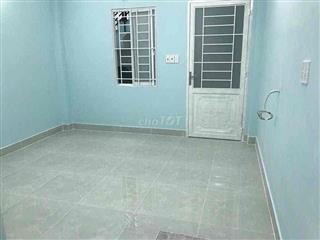 Phòng trọ Q11, 18m2 , wcr, máy lạnh, ưu tiên nữ ,nvvp