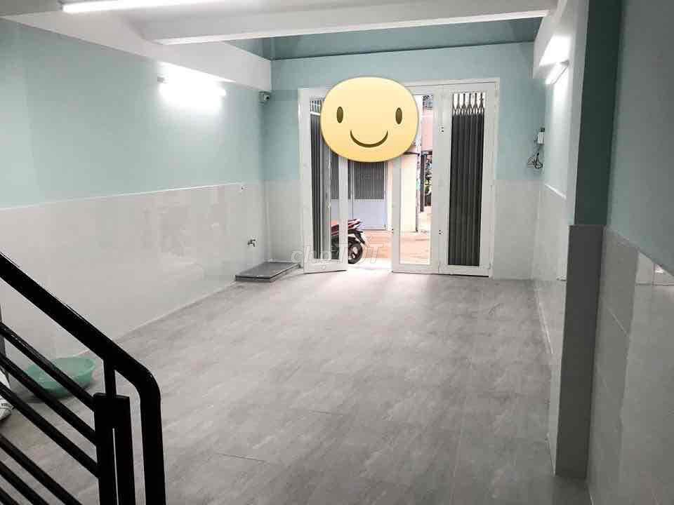 Phòng trọ Q11, 18m2 , wcr, máy lạnh, ưu tiên nữ ,nvvp