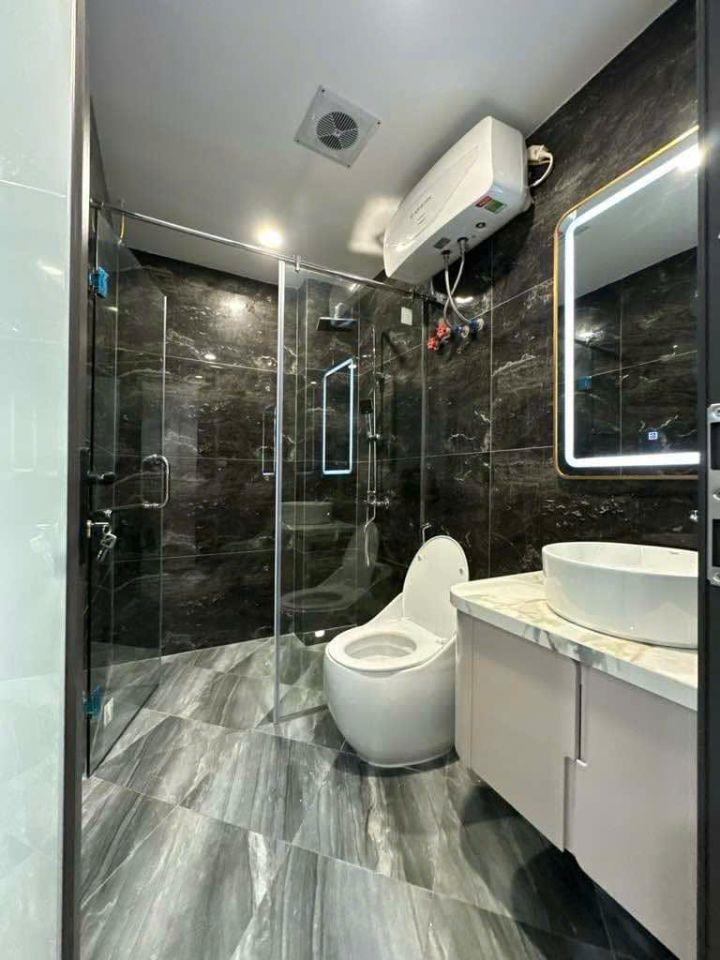 Hiếm Phạm Ngũ Lão 6 tầng thang máy, mặt tiền rộng, kinh doanh đỉnh hơn 30 tỷ