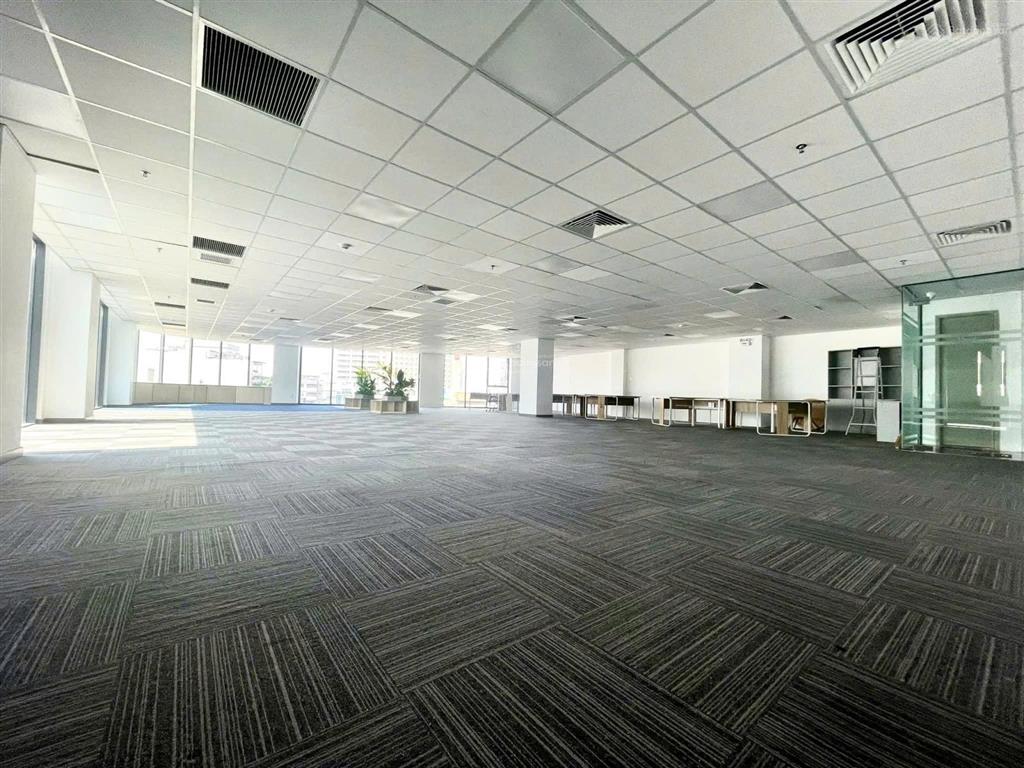 Bql cho thuê văn phòng ttc duy tân diện tích 550m2, cắt linh hoạt