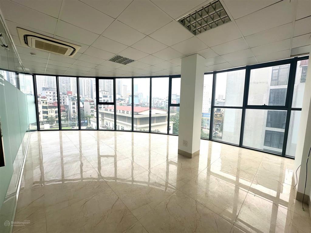 Cho thuê văn phòng nguyễn hoàng, 120m2, 18 triệu/tháng