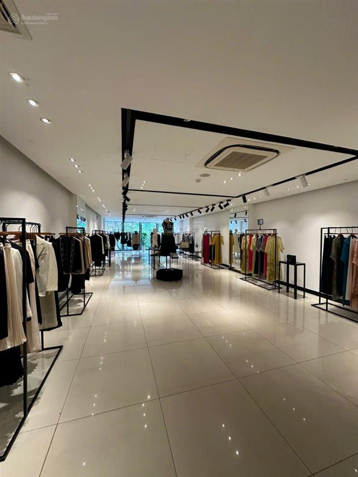 Chính chủ gửi, cần cho thuê văn phòng thái hà 220m2 38tr đầy đủ pccc phù hợp mọi mô hình